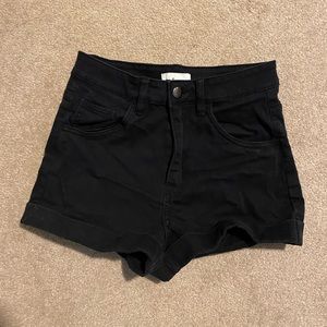 H&M black high waist jean short